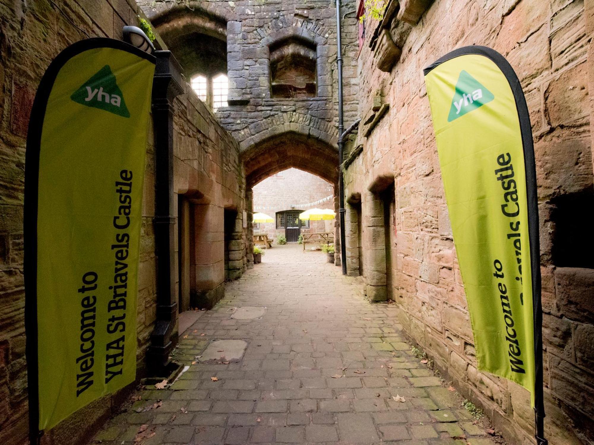 Yha St Briavels Castle Hostel Saint Briavels Exterior photo